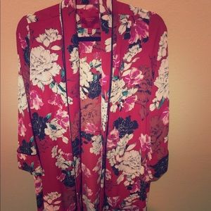 Red Long cardigan w/floral